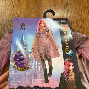 Descendant’s 3 Audrey costume